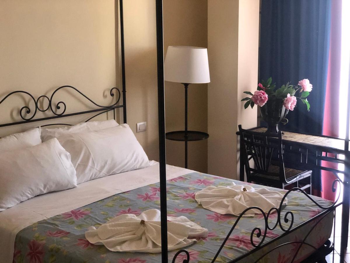 Hotel Marconi San Benedetto del Tronto Buitenkant foto