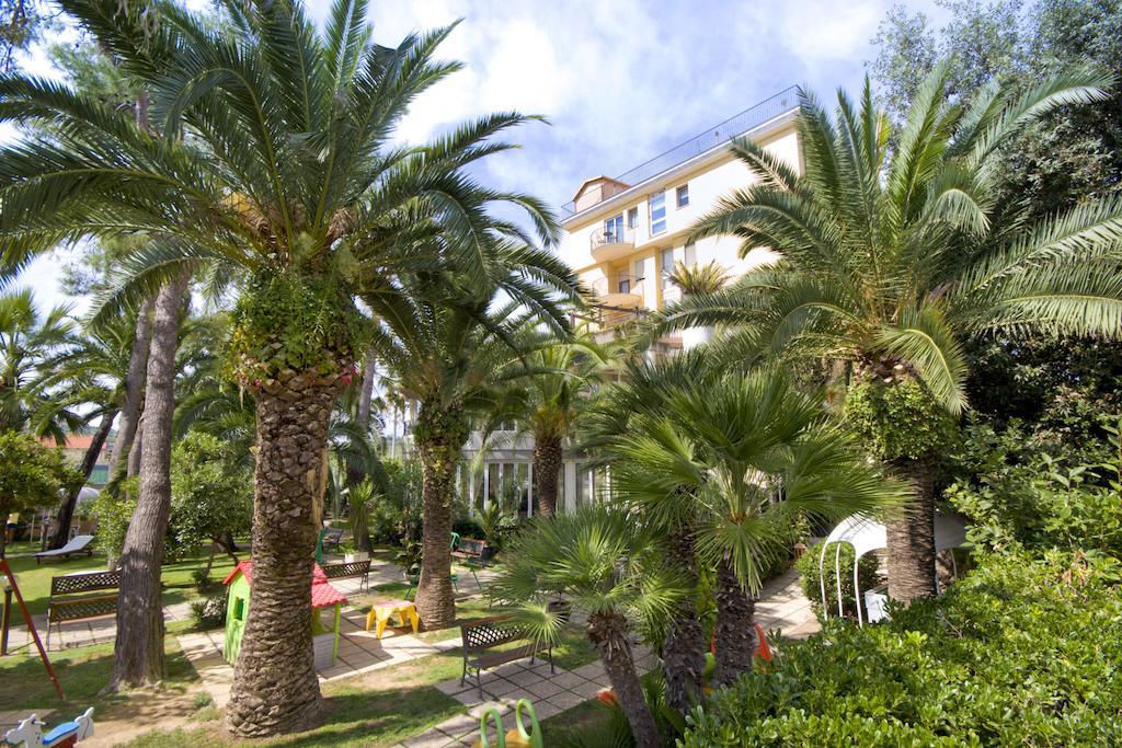 Hotel Marconi San Benedetto del Tronto Buitenkant foto