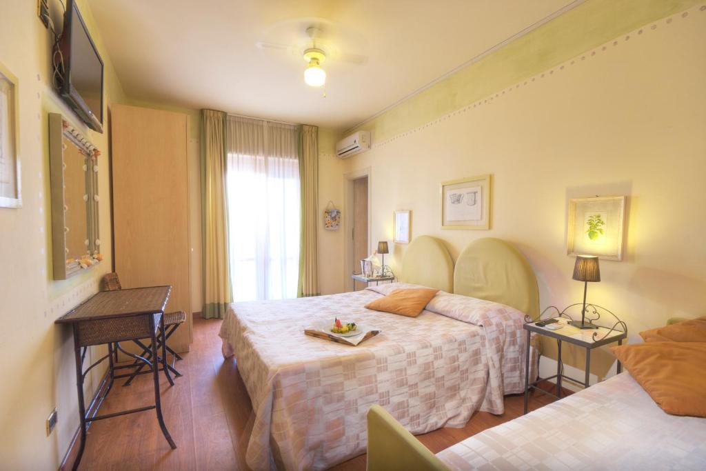 Hotel Marconi San Benedetto del Tronto Kamer foto