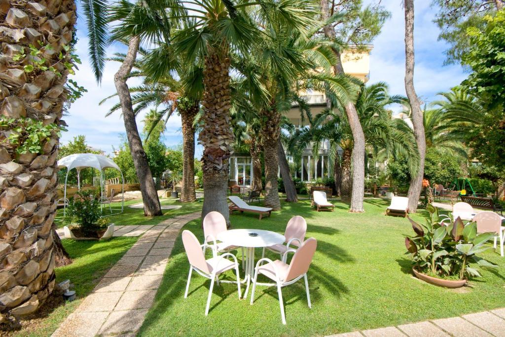 Hotel Marconi San Benedetto del Tronto Buitenkant foto