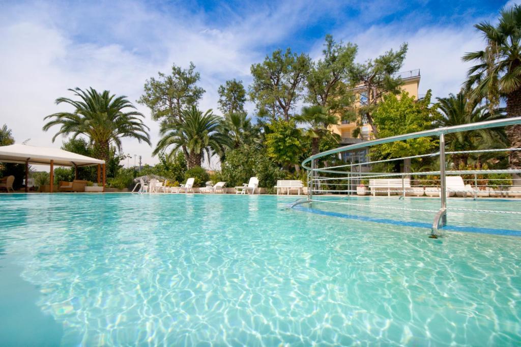 Hotel Marconi San Benedetto del Tronto Buitenkant foto